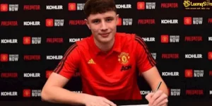 Giải mã hợp đồng bóng đá ẩn sau mỗi bản ký kết