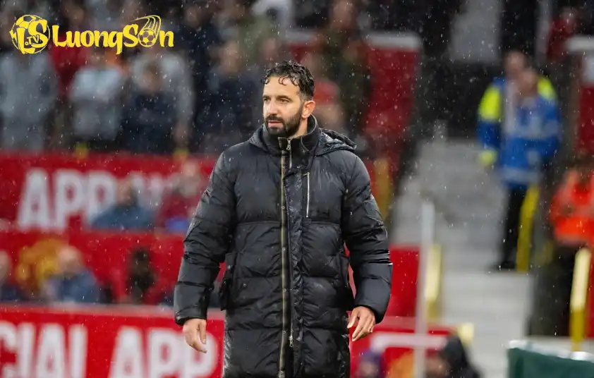 Amorim khẳng định mỗi trận đấu của Man Utd sẽ như một trận chung kết Amorim khẳng định mỗi trận đấu của Man Utd sẽ như một trận chung kết